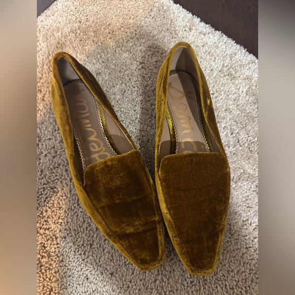 Elegant Velvet Loafers| Sam Edelman| - Picture 2 of 6